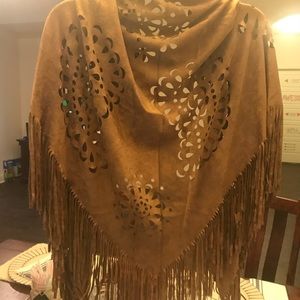 Cutout shawl
